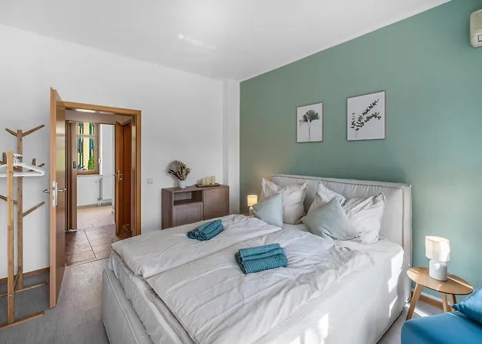 Lehastays - Apartments Buckau 16A I Kueche I Smart Tv Mit Netflix I Toller Innenhof