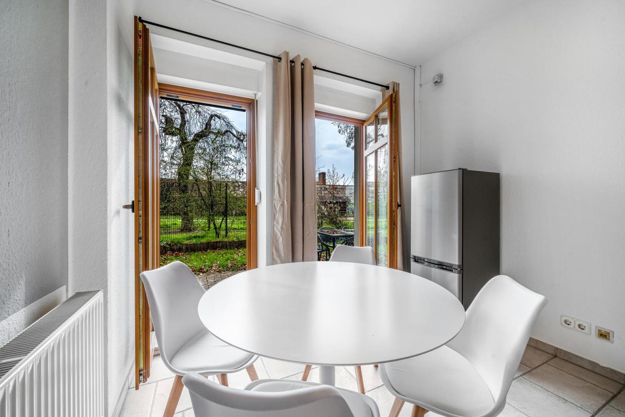 Apartment Lehastays - Buckau 16a I Kueche I Smart Tv Mit Netflix I Toller Innenhof Magdeburg