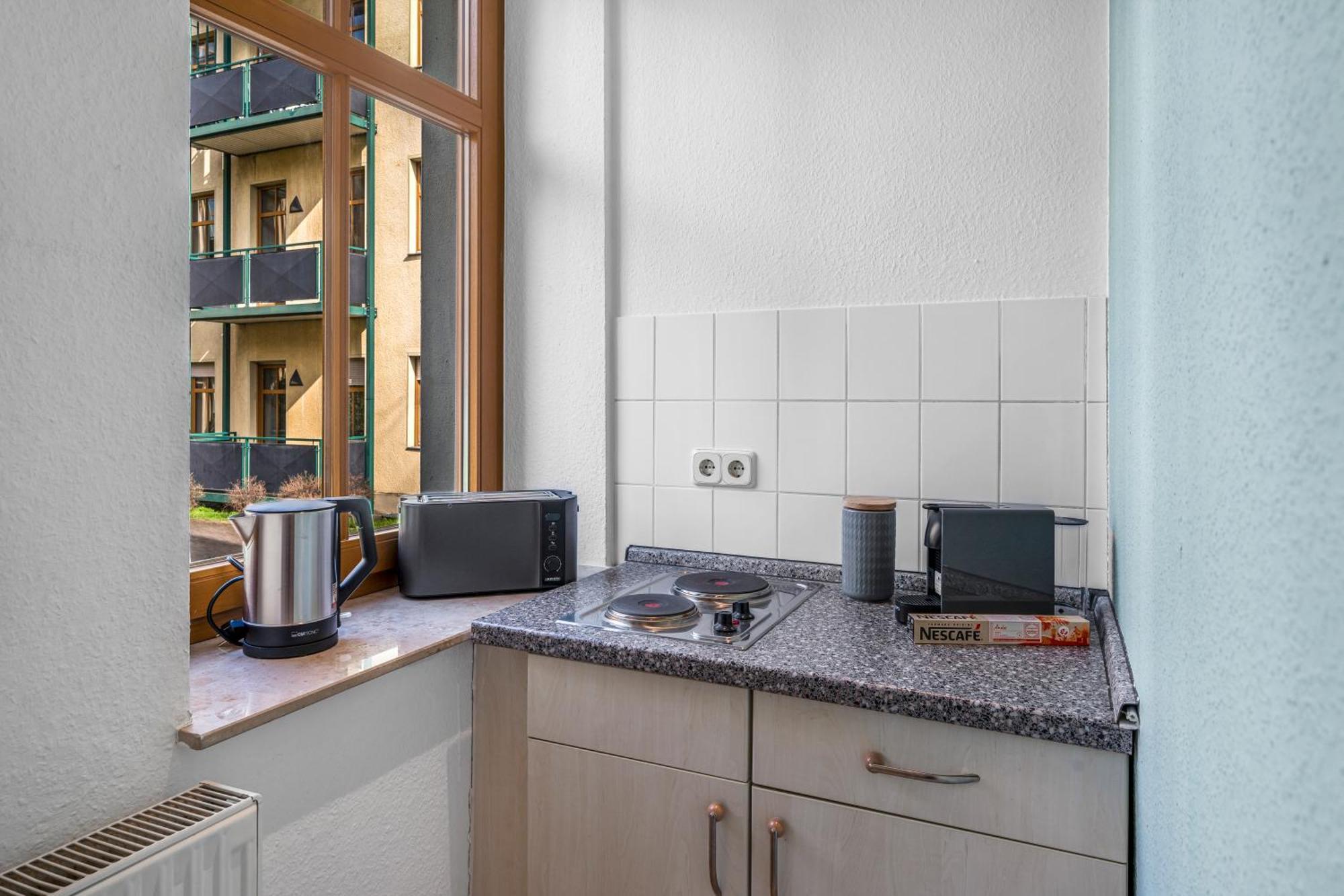 Lehastays - Buckau 16a I Kueche I Smart Tv Mit Netflix I Toller Innenhof * Magdeburg